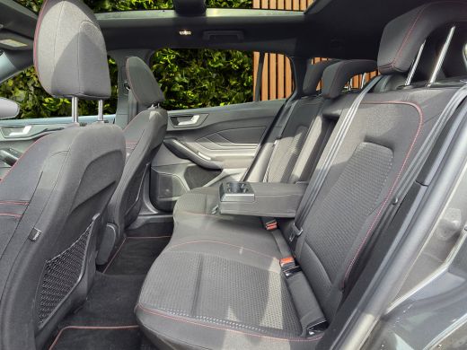 Ford Focus 1.0 EcoBoost Hybrid ST Line X | Panoramadak | B&O audio | Camera | Adaptive Cruise | Stuur/stoelv... ActivLease financial lease