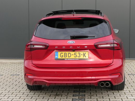Ford Focus 1.0 EcoBoost Hybrid ST Line X | Panoramadak | Winterpack | AGR Stoel | 18 Inch | B&O Audio | Adap... ActivLease financial lease