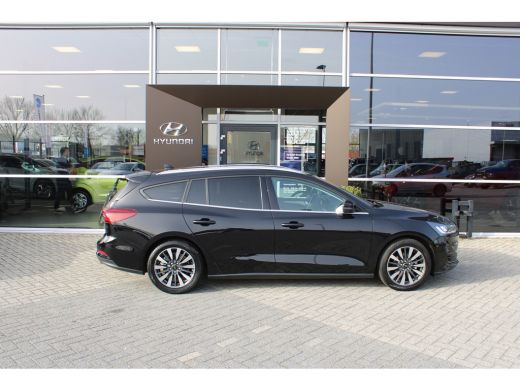 Ford Focus 1.0 EcoBoost Hybrid Titanium X | Achteruitrijcamera | Cruise Control | Voorstoelen Verwarmd | Ver... ActivLease financial lease