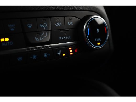 Ford Kuga 2.5 PHEV ST-Line X | Black-Pack | AGR-Stoelen | Wegklap Trekhaak | Pano-dak | B&O audio | Standka... ActivLease financial lease