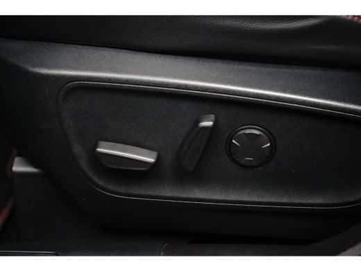 Ford Kuga 2.5 PHEV ST-Line X | Black-Pack | AGR-Stoelen | Wegklap Trekhaak | Pano-dak | B&O audio | Standka... ActivLease financial lease