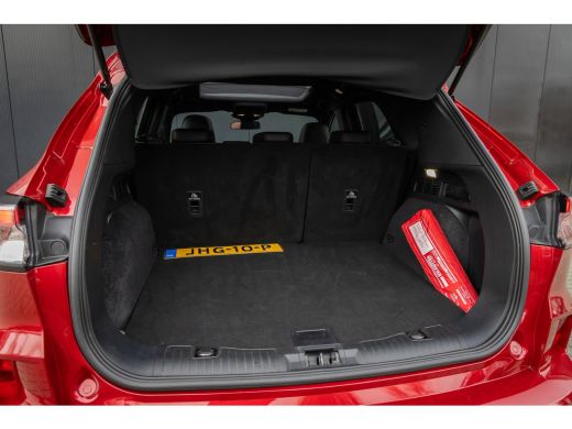 Ford Kuga 2.5 PHEV ST-Line X | Pano-dak | B&O audio | 100% Dealer Onderhouden | Full adaptive LED | Head-Up... ActivLease financial lease