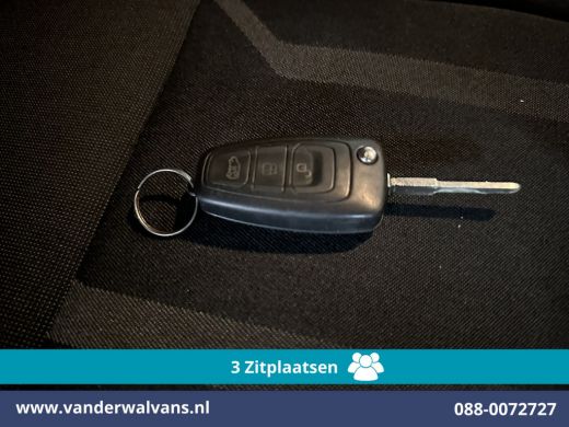 Ford Transit Connect 1.5 TDCI 101pk L2H1 Inrichting Euro6 Airco | 3-Zits | Imperiaal | Trekhaak Cruisecontrol, Verwarm... ActivLease financial lease