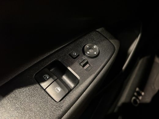 Hyundai i10 1.0 66pk Comfort Smart | LED | Airco | Carplay | Camera | Navigatie | Bluetooth | Cruisecontrol |... ActivLease financial lease