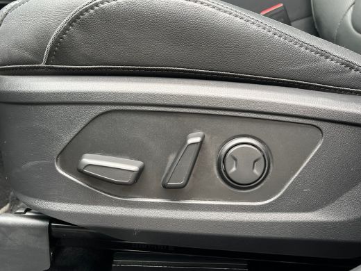 Hyundai Tucson 1.6 T-GDI PHEV 265pk Premium Sky 4WD (299,- p/m Demo Deal!) | Leder | Carplay | Climate | Keyless... ActivLease financial lease