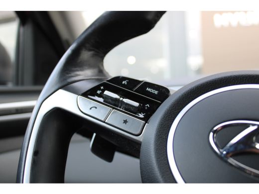 Hyundai Tucson 1.6 T-GDI PHEV Comfort Smart 4WD | Achteruitrijcamera | Hill hold functie | Metaalkleur ActivLease financial lease