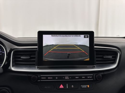 Kia ProCeed 1.0 T-GDI GT-Line (INCL-BTW) *PANO | LEATHER-ALCANTARA  | FULL-LED | SPORTSEATS | NAVI-FULLMAP | ... ActivLease financial lease