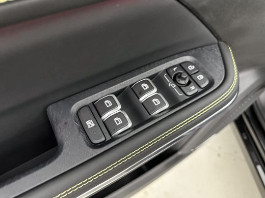 Lynk & Co 01 More | 20" | Panoramadak | Infinity Audio | 360 Camera | Adaptieve cruise | BLIS | Stoel/stuurver... ActivLease financial lease