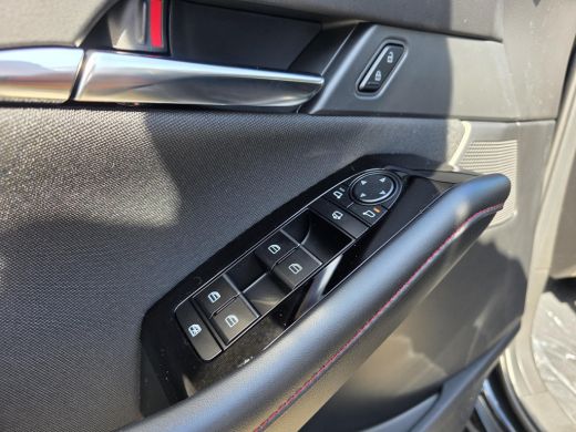 Mazda CX-30 2.5 e-SkyActiv-G M Hybrid Homura | Dodehoeksensoren | Draadloze Applecarplay en Android Auto | Ad... ActivLease financial lease