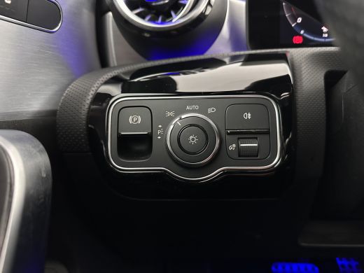 Mercedes-Benz A-Klasse 250 e Business Solution AMG Limited (Plug-in) (INCL-BTW) *PANO | LEATHER-MICROFIBRE | FULL-LED | ... ActivLease financial lease