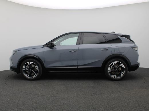 Opel Grandland 1.6 Turbo Plug-in-Hybrid Ultimate 195PK Aut. Trekhaak, 360gr. Camera, Keyless, Matrix-LED Verlich... ActivLease financial lease