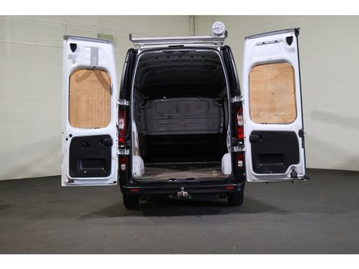 Opel Vivaro 1.6 CDTI L2 H2 Airco Navigatie Trekhaak Imperiaal ActivLease financial lease