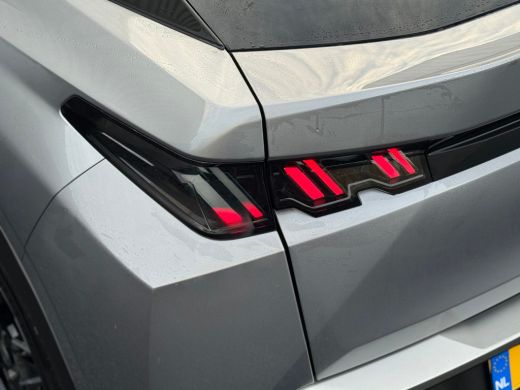 Peugeot 3008 1.2 Hybrid Allure 145PK | Achteruitrijcamera | Apple Carplay & Android Auto | Keyless Start & Ent... ActivLease financial lease