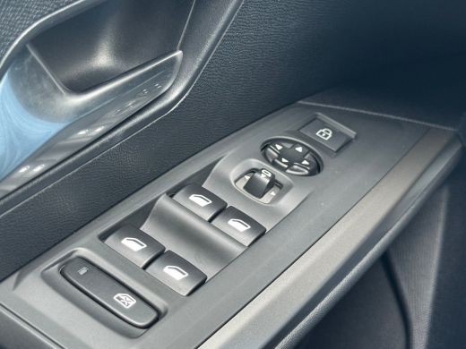 Peugeot 3008 1.2 Hybrid Allure 145PK | Achteruitrijcamera | Apple Carplay & Android Auto | Keyless Start & Ent... ActivLease financial lease