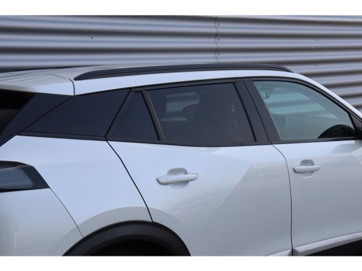 Peugeot e-2008 EV 136PK ALLURE PACK AUTOMAAT / NAVI / LEDER / CLIMA / LED / PDC / 17" LMV / CAMERA / KEYLESS / B... ActivLease financial lease