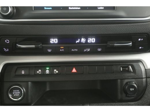 Peugeot e-Traveller Allure L3H1 75 kWh | Snelladen | SOH 99% | VIP Shuttle | 7 Zits | Clima | Cruise | Camera | Carpl... ActivLease financial lease