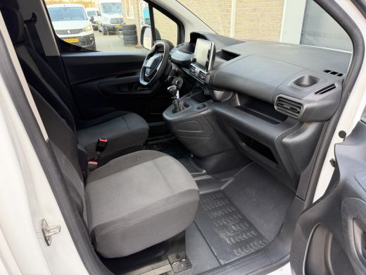 Peugeot Partner 1.2 PureTech Premium CarPlay/cruise control/navigatie systeem ActivLease financial lease