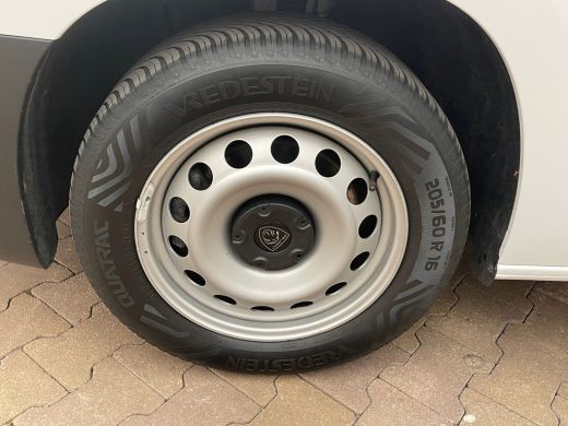 Peugeot Partner 1.5 BlueHDi 100 S&S L1 Camera | Trekhaak | All-Season | Ingerichte Laadruimte | Carplay | Navigat... ActivLease financial lease