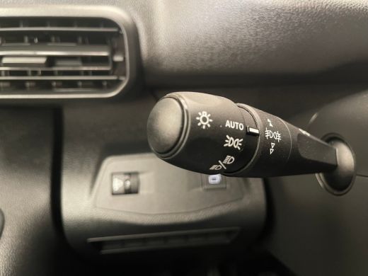 Peugeot Partner 1.5 BlueHDi 100 S&S L1 Camera | Trekhaak | All-Season | Ingerichte Laadruimte | Carplay | Navigat... ActivLease financial lease