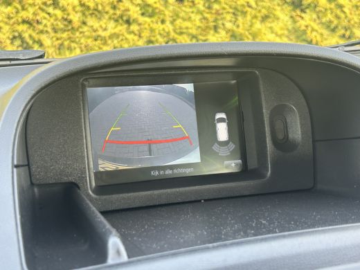 Renault Kangoo 1.2 TCe 115 PK BENZINE !! / BPM VRIJ / L1H1 / 43.891 KM !! / 1e EIG. / TREKHAAK / CAMERA / AIRCO ... ActivLease financial lease