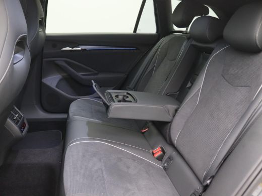 Skoda Superb Combi 1.5 TSI PHEV Sportline Business 204PK DSG 360gr. Camera, Head-Up Display, Stoelverwarming, ... ActivLease financial lease