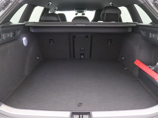 Skoda Superb Combi 1.5 TSI PHEV Sportline Business 204PK DSG 360gr. Camera, Head-Up Display, Stoelverwarming, ... ActivLease financial lease