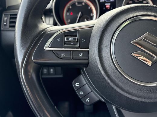 Suzuki Swift 1.2 Stijl Smart Hybrid **DODEHOEK DETECTIE/ STOELVERWARMING/ KEYLESS** ActivLease financial lease