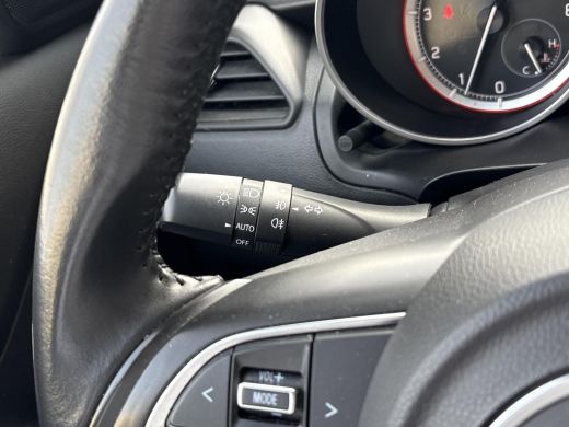 Suzuki Swift 1.2 Stijl Smart Hybrid **DODEHOEK DETECTIE/ STOELVERWARMING/ KEYLESS** ActivLease financial lease