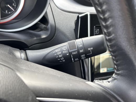 Suzuki Swift 1.2 Stijl Smart Hybrid **DODEHOEK DETECTIE/ STOELVERWARMING/ KEYLESS** ActivLease financial lease