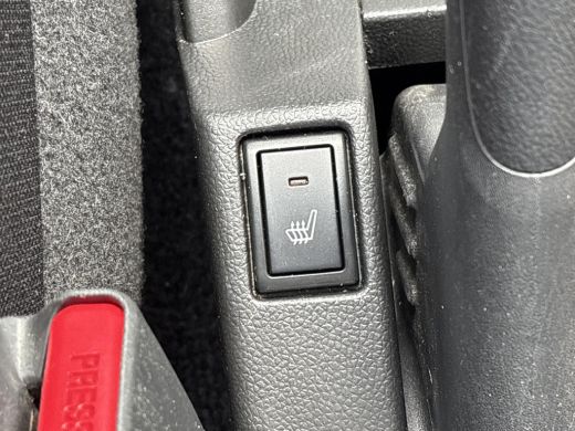 Suzuki Swift 1.2 Stijl Smart Hybrid **DODEHOEK DETECTIE/ STOELVERWARMING/ KEYLESS** ActivLease financial lease