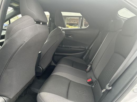 Toyota C-HR 2.0 Plug-in Hybrid 220 First Edition ActivLease financial lease