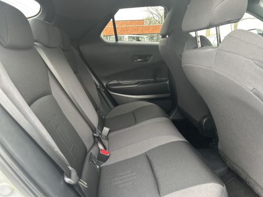 Toyota C-HR 2.0 Plug-in Hybrid 220 First Edition ActivLease financial lease