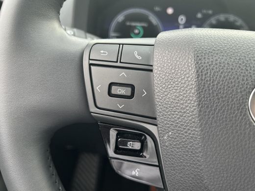 Toyota C-HR 2.0 Plug-in Hybrid 220 First Edition ActivLease financial lease