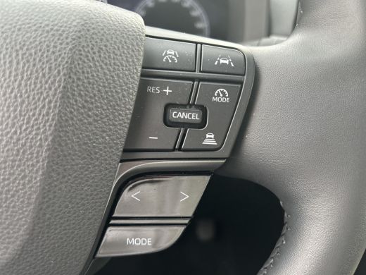 Toyota C-HR 2.0 Plug-in Hybrid 220 First Edition ActivLease financial lease