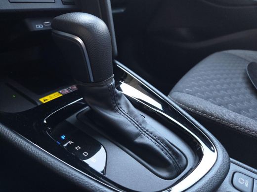 Toyota Yaris Cross 1.5 Hybrid 115 Dynamic | Apple CarPlay | Stoelverwarming | Stuurverwarming | Rijklaar incl. garan... ActivLease financial lease