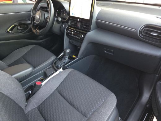 Toyota Yaris Cross 1.5 Hybrid 115 Dynamic | Apple CarPlay | Stoelverwarming | Stuurverwarming | Rijklaar incl. garan... ActivLease financial lease