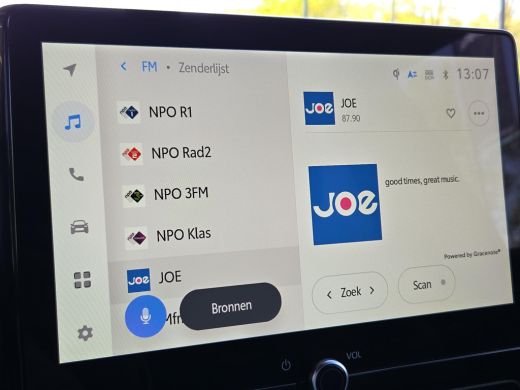Toyota Yaris Cross 1.5 Hybrid 115 Dynamic | Apple CarPlay | Stoelverwarming | Stuurverwarming | Rijklaar incl. garan... ActivLease financial lease