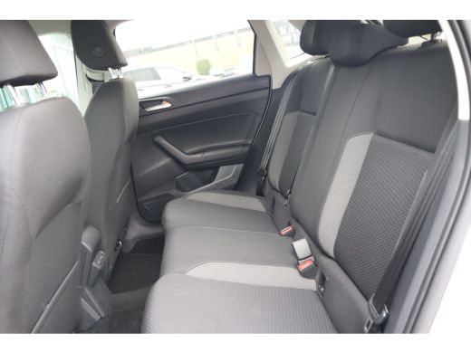 Volkswagen Polo 1.0 TSI Life Edition 95PK AUTOMAAT | Achteruitrijcamera | Airco | Cruise control adaptief met Sto... ActivLease financial lease