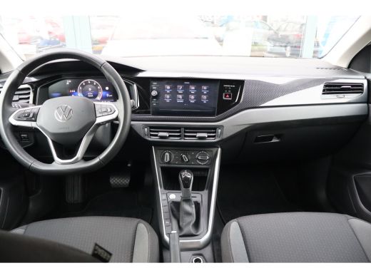 Volkswagen Polo 1.0 TSI Life Edition 95PK AUTOMAAT | Achteruitrijcamera | Airco | Cruise control adaptief met Sto... ActivLease financial lease