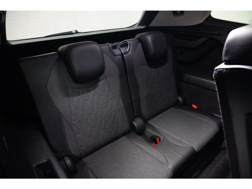 Volkswagen Tayron 1.5 eTSI 150PK MHEV DSG-7 Life Edition 7Pers | STUUR + STOELVERW | NAVI BY APP | CAMERA | ADAPT. ... ActivLease financial lease