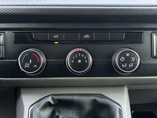 Volkswagen Transporter 2.0 TDI 150 PK 4-MOTION 6.1 / L2H1 / 1e EIG. / 4x4 / TREKHAAK / ACHTERKLEP / INRICHTING / AIRCO /... ActivLease financial lease