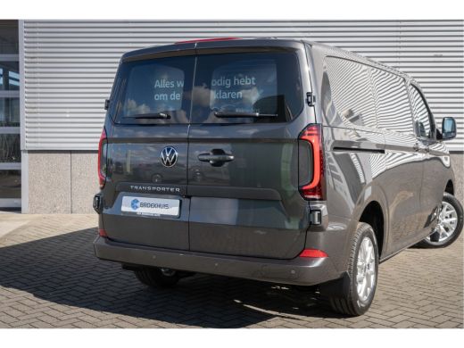 Volkswagen Transporter | 2.0 TDI L1 Bulli | *BPM Vrij | Stoelverwarming | Adaptive Cruise | Navigatie ActivLease financial lease