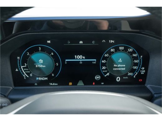 Volkswagen Transporter | 2.0 TDI L1 Bulli | *BPM Vrij | Stoelverwarming | Adaptive Cruise | Navigatie ActivLease financial lease