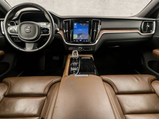 Volvo  V60 2.0 T8 Twin Engine AWD R-Design 392Pk Automaat (PANORAMADAK, STOELVENTILATIE, HEAD-UP DISPLAY, ME... ActivLease financial lease