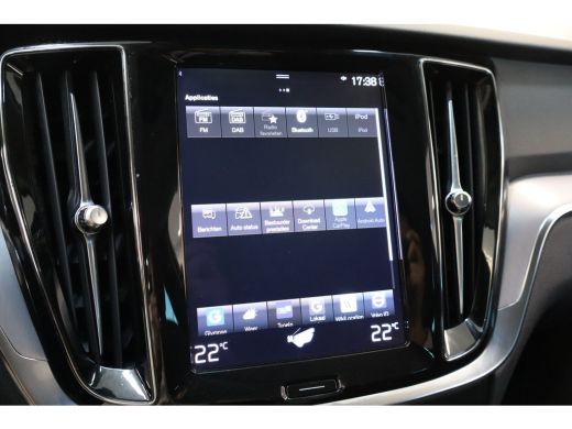 Volvo  V60 B3 163PK Momentum Advantage | Adap Cruise | Blis | Camera | Park Assist | Carplay&Android auto ActivLease financial lease