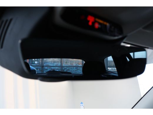 Volvo  V60 B3 163PK Momentum Advantage | Adap Cruise | Blis | Camera | Park Assist | Carplay&Android auto ActivLease financial lease