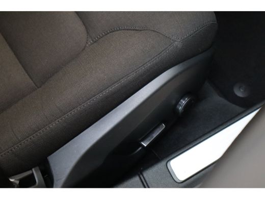 Volvo  V60 B3 163PK Momentum Advantage | Adap Cruise | Blis | Camera | Park Assist | Carplay&Android auto ActivLease financial lease