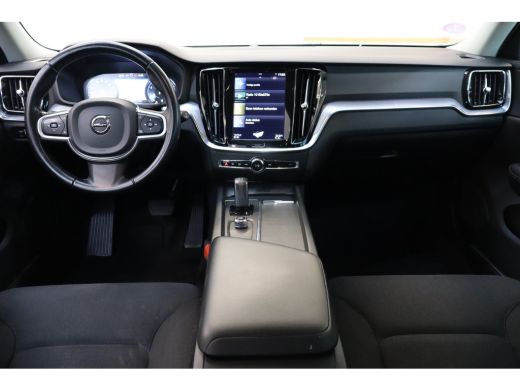 Volvo  V60 B3 163PK Momentum Advantage | Adap Cruise | Blis | Camera | Park Assist | Carplay&Android auto ActivLease financial lease