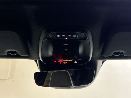 Volvo  XC40 1.5 T5 262 PK AUT. RECHARGE R-DESIGN CAMERA/LEDER/PANORAMADAK ActivLease financial lease