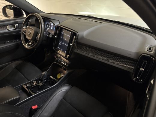 Volvo  XC40 1.5 T5 262 PK AUT. RECHARGE R-DESIGN CAMERA/LEDER/PANORAMADAK ActivLease financial lease